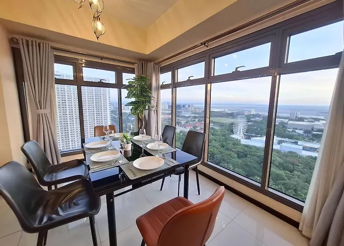 Upscale 2br -93sqm -pet -free Parking -picc,moa,wtc,ccp,airport Apartamento