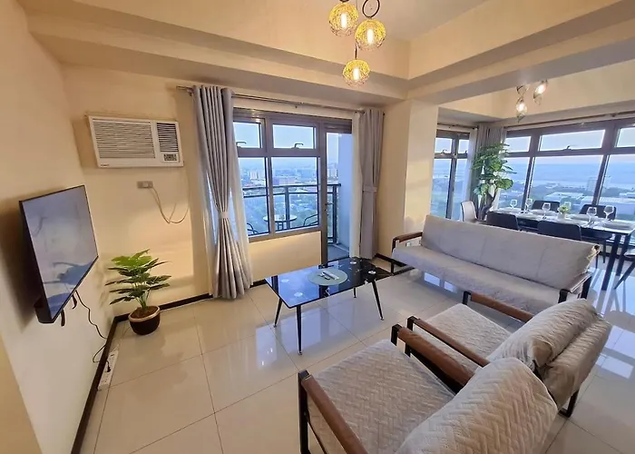 Upscale 2br -93sqm -pet -free Parking -picc,moa,wtc,ccp,airport Apartamento *