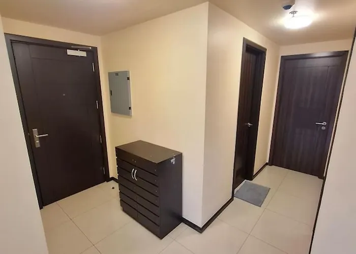 Upscale 2br -93sqm -pet -free Parking -picc,moa,wtc,ccp,airport Manila