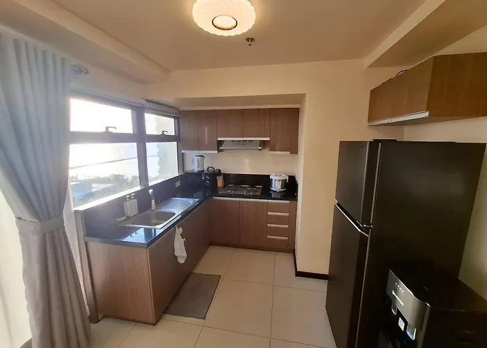 Upscale 2br -93sqm -pet -free Parking -picc,moa,wtc,ccp,airport Apartamento *