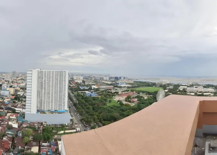 Upscale 2br -93sqm -pet -free Parking -picc,moa,wtc,ccp,airport Apartamento