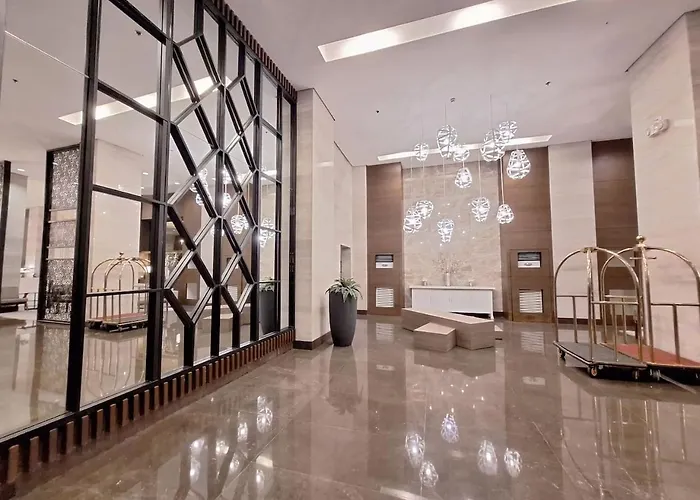 Upscale 2br -93sqm -pet -free Parking -picc,moa,wtc,ccp,airport Apartamento *