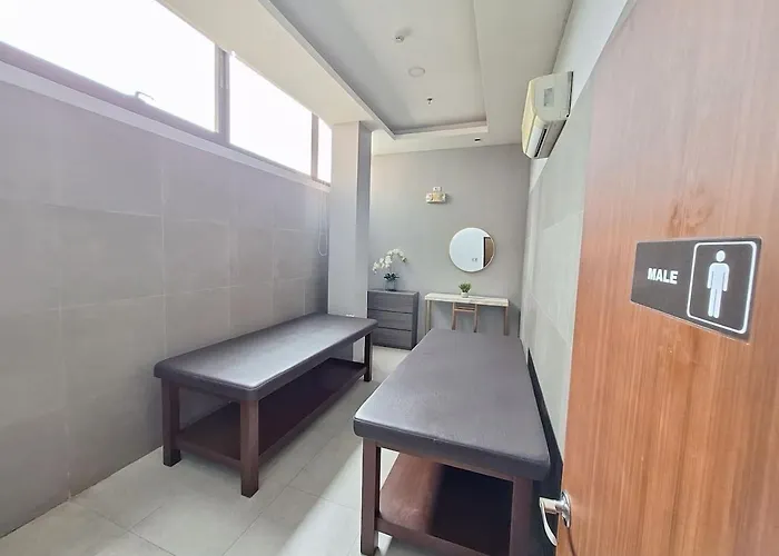 Apartamento Upscale 2br -93sqm -pet -free Parking -picc,moa,wtc,ccp,airport Manila