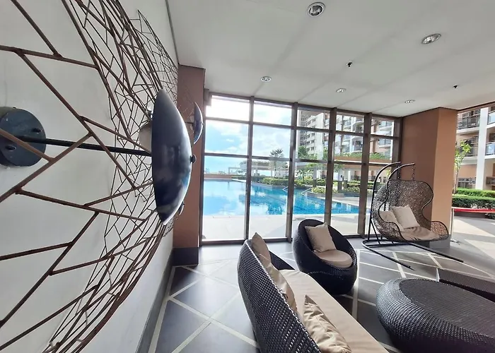 Upscale 2br -93sqm -pet -free Parking -picc,moa,wtc,ccp,airport * Manila